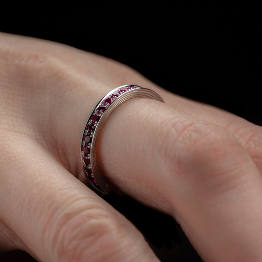 Sun Eternity Ring with Rubi